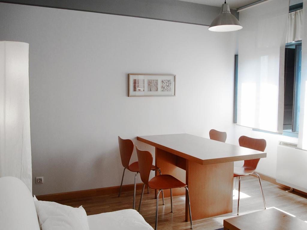 Apartamentos Legazpi カンガス・デル・ナルセア エクステリア 写真